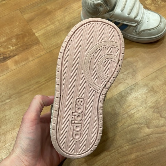 Adidas toddler shoes - Picture 3 of 5